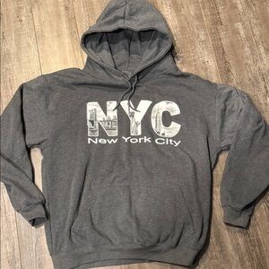 🍀Men's Charcoal NYC Hoodie - New York City Graphic